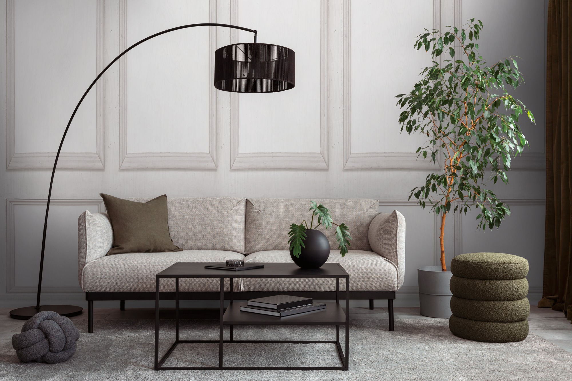 Concrete,Living,Room,Interior,With,Gray,Sofa,,Stylish,Black,Coffee